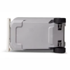 Igloo Maxcold 40 Roller Cool Box - Grey / Blue 16 Igloo Maxcold 40 Roller Cool Box - Grey / Blue -Kampa Store 2 00034687 b