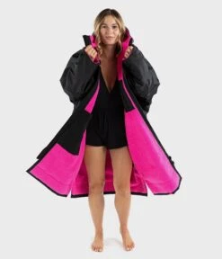 Dryrobe Advance Long Sleeve BLACK PINK - RECYCLED 14 Dryrobe Advance Long Sleeve BLACK PINK - RECYCLED -Kampa Store Black Pink 5 2024x2024 b2309ee5 7ed3 4190 84b6 f4e4a171d4f8