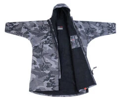 Dryrobe Advance Long Sleeve Black Camouflage - RECYCLED -Kampa Store CAMO BLK M 009 2024x2024 2bb410f2 421e 4376 86a9 46b6ec7e47df