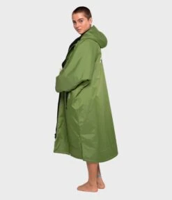 Dryrobe Advance Long Sleeve FOREST GREEN BLACK - RECYCLED -Kampa Store Forest Green 5jpg 2024x2024 bdceefdc 1839 47a3 a446 0aafcd9e8e17
