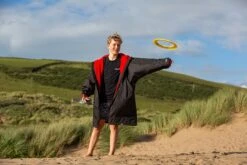 Dryrobe Advance Kids Long Sleeve BLACK BLUE - RECYCLED 8 Dryrobe Advance Kids Long Sleeve BLACK BLUE - RECYCLED -Kampa Store KIDS BEACH DRYROBE 197 2024x2024 2667849b 61fa 4a9c b537 43c9f7fd9388